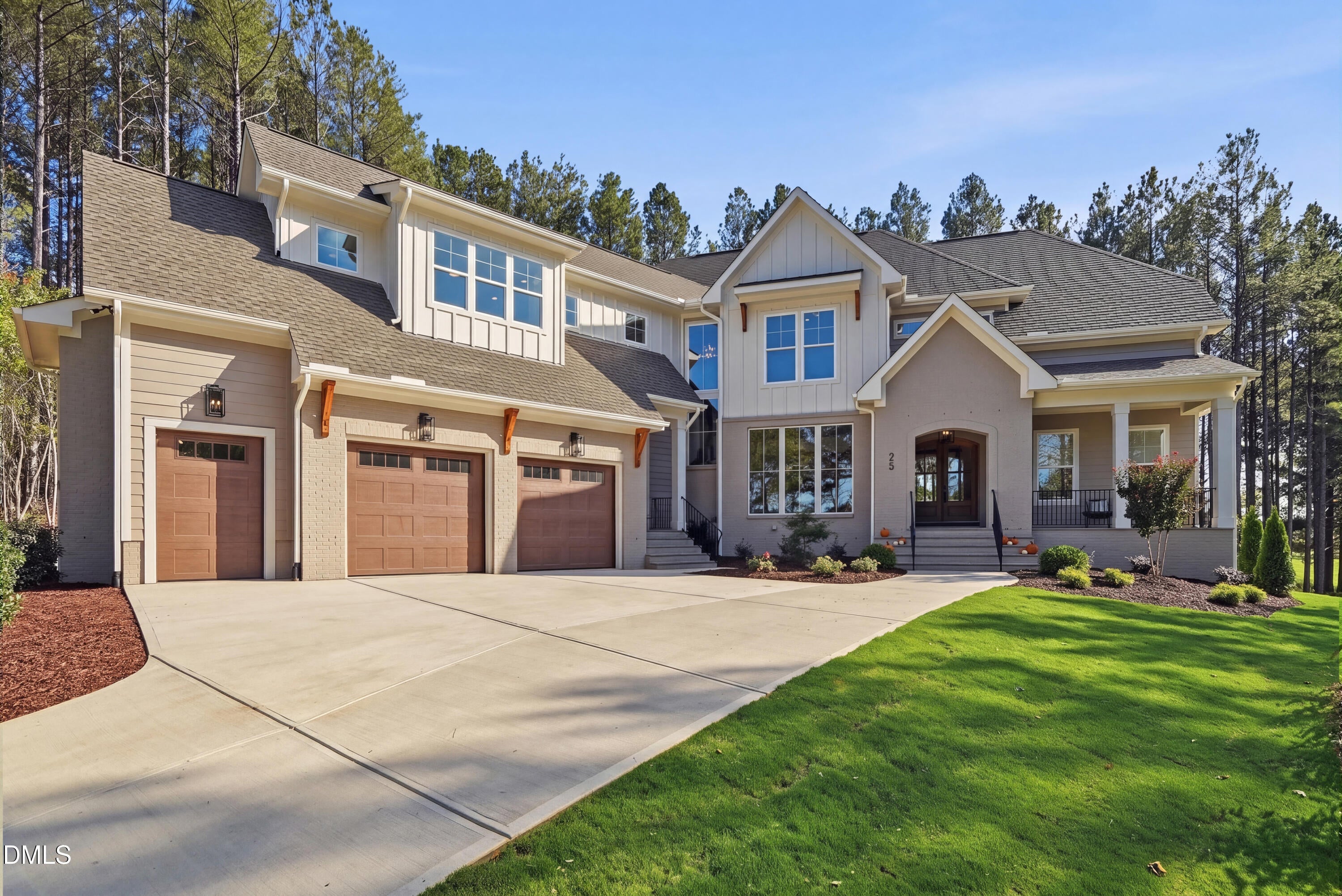 25 Blackhorn Court