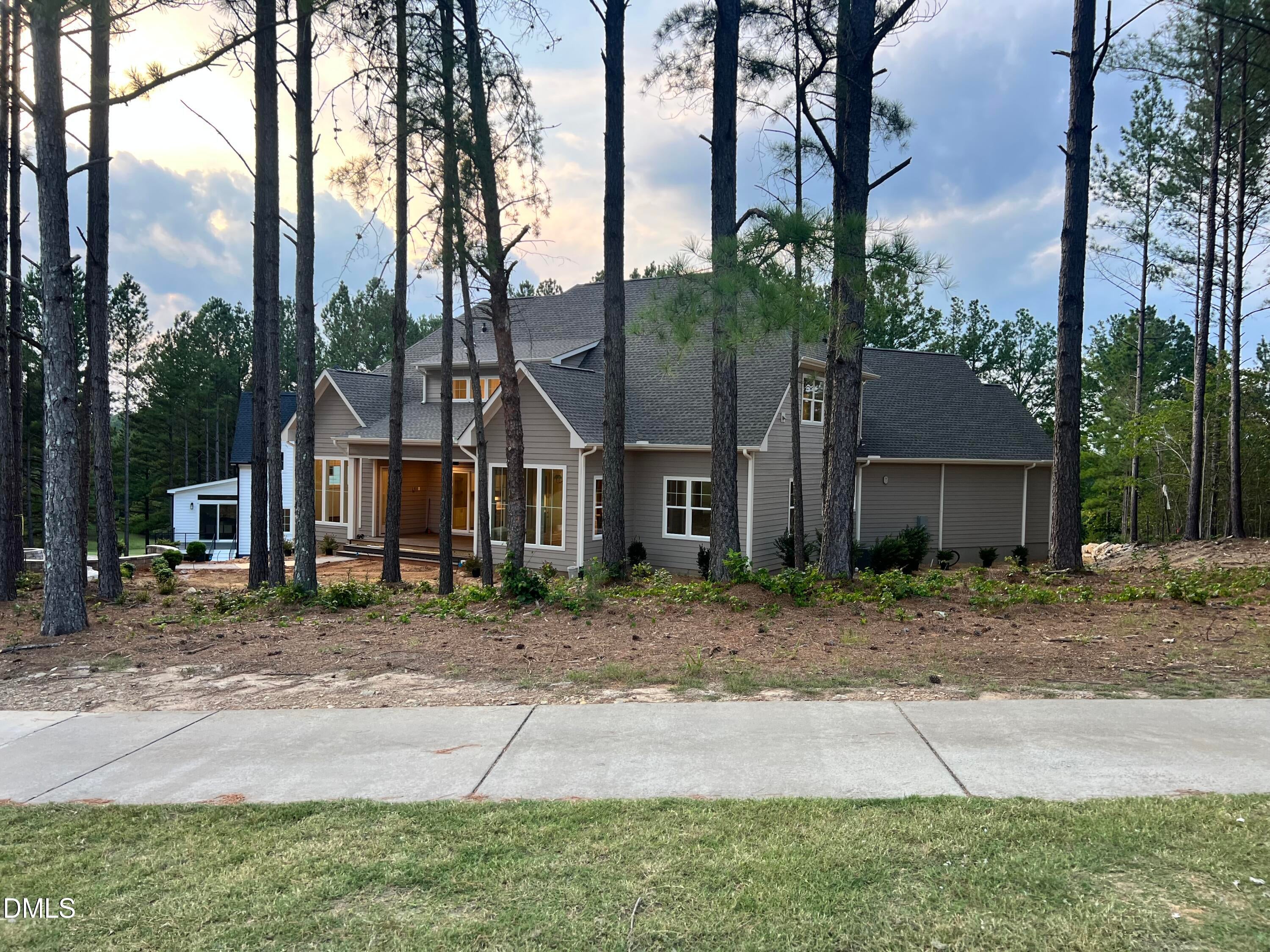 25 Blackhorn Court