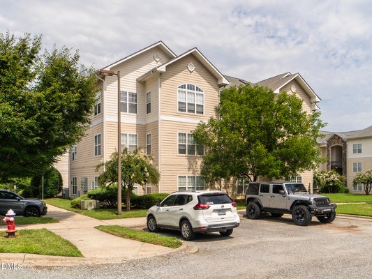 102 CAMPUS WALK TRL UNIT 201, ELON, NC 27244 - Image b614b63a97098a9af3d25043cea6de93/38147928