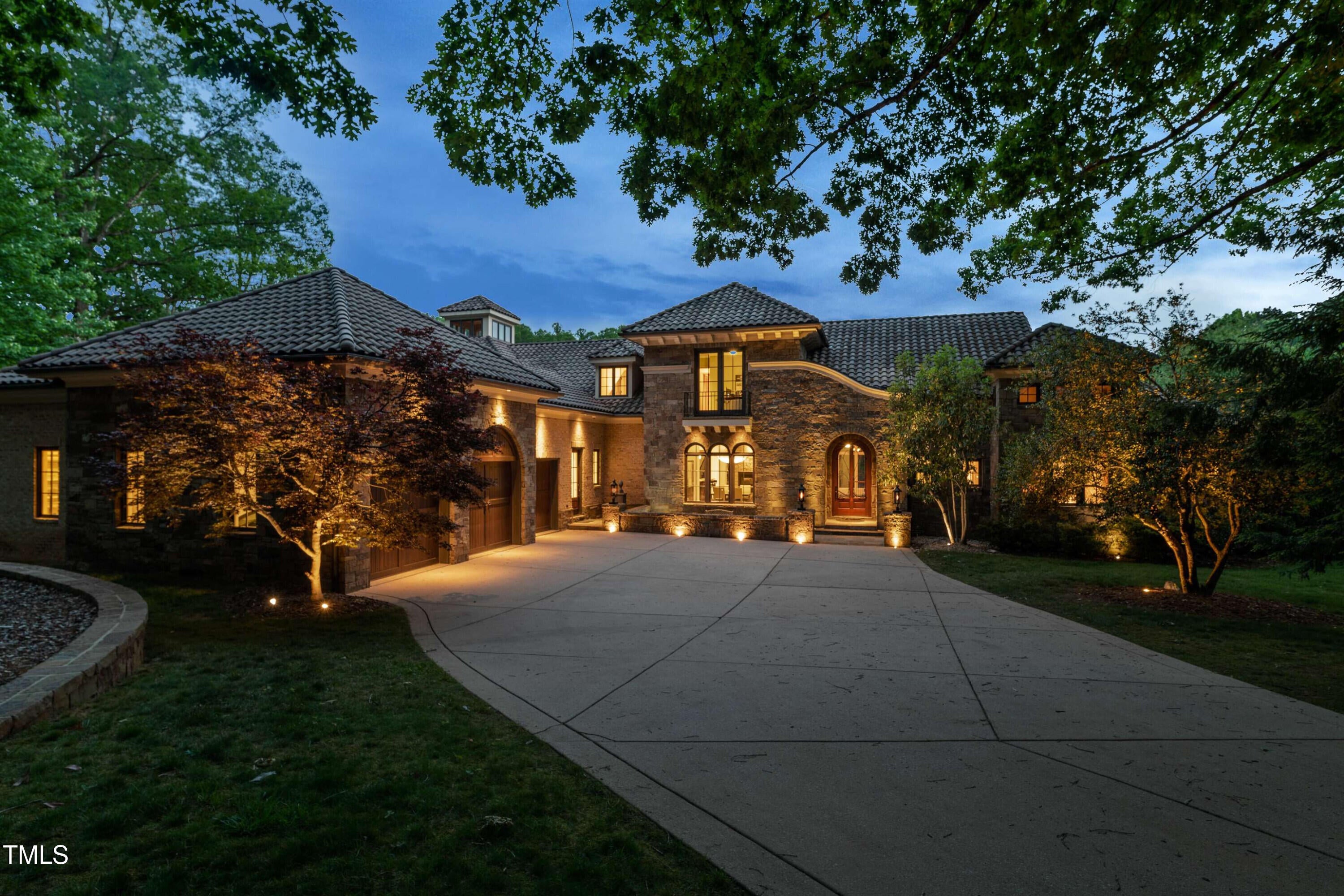 102 Anna Lake Lane