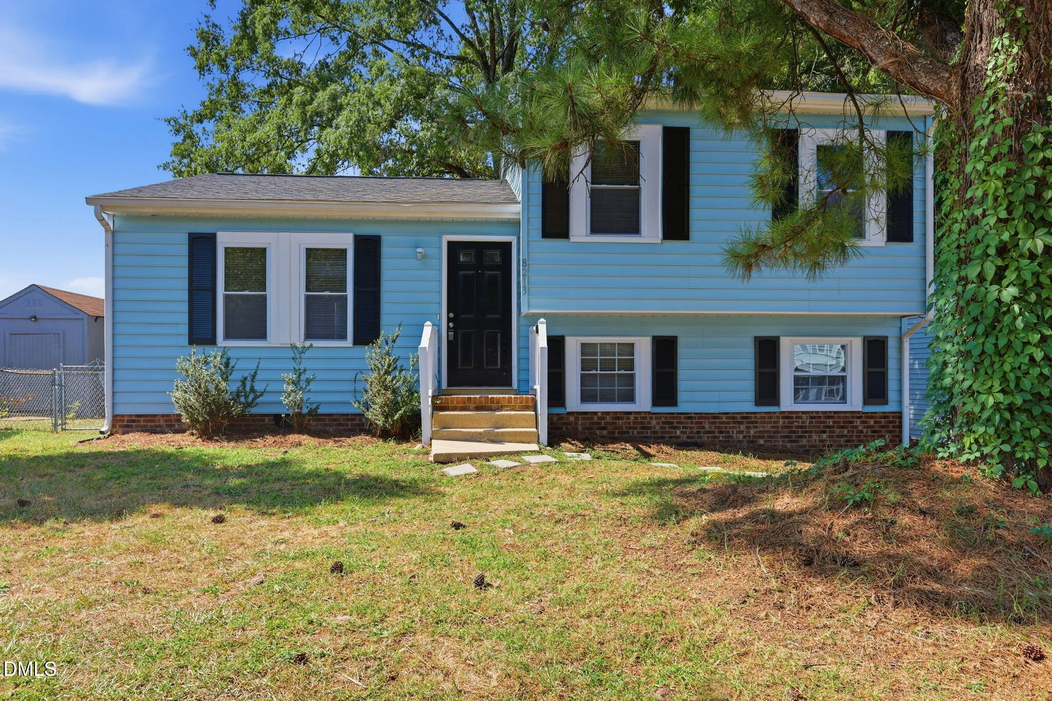 8213 Wynewood Court