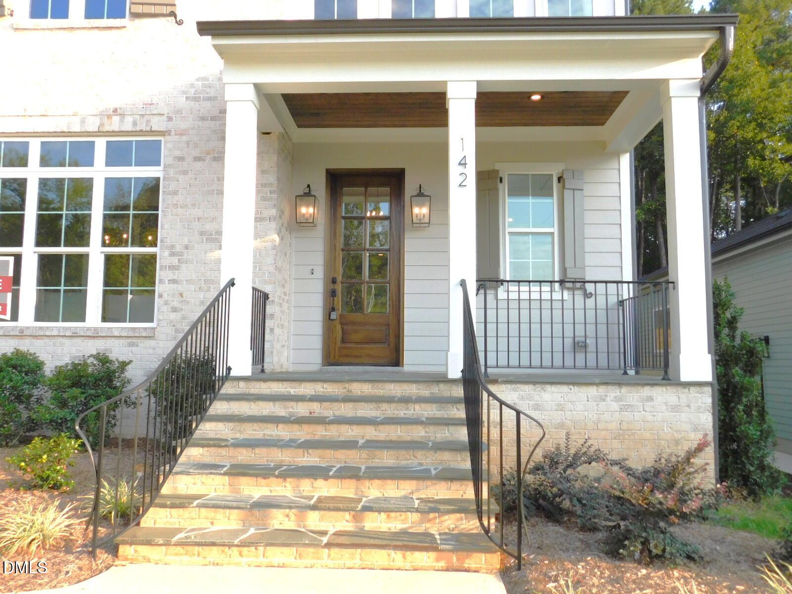 142 Autumn Gate Street
