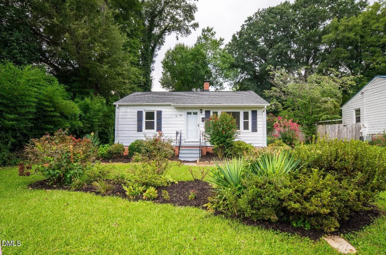 611 E Finch Street, Siler City, NC, 27344
