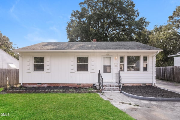 1113 MEADOW ST S, WILSON, NC 27893 - Image b87e3023e8959f04461e147fc50bbb30/106196581