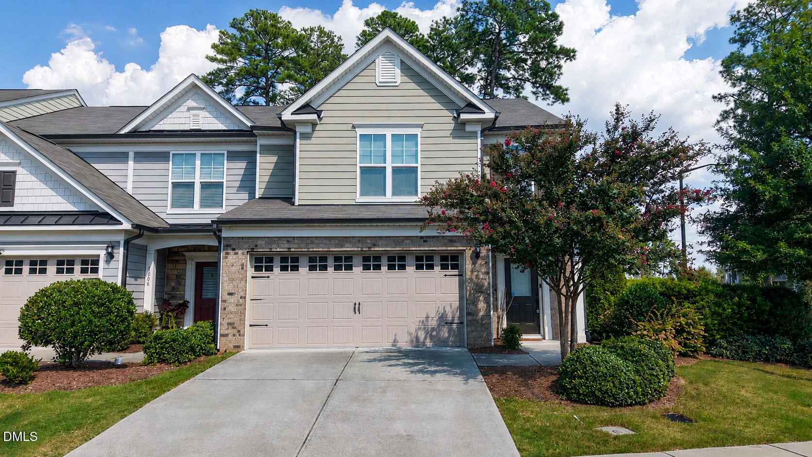 1004 Saffron Loop