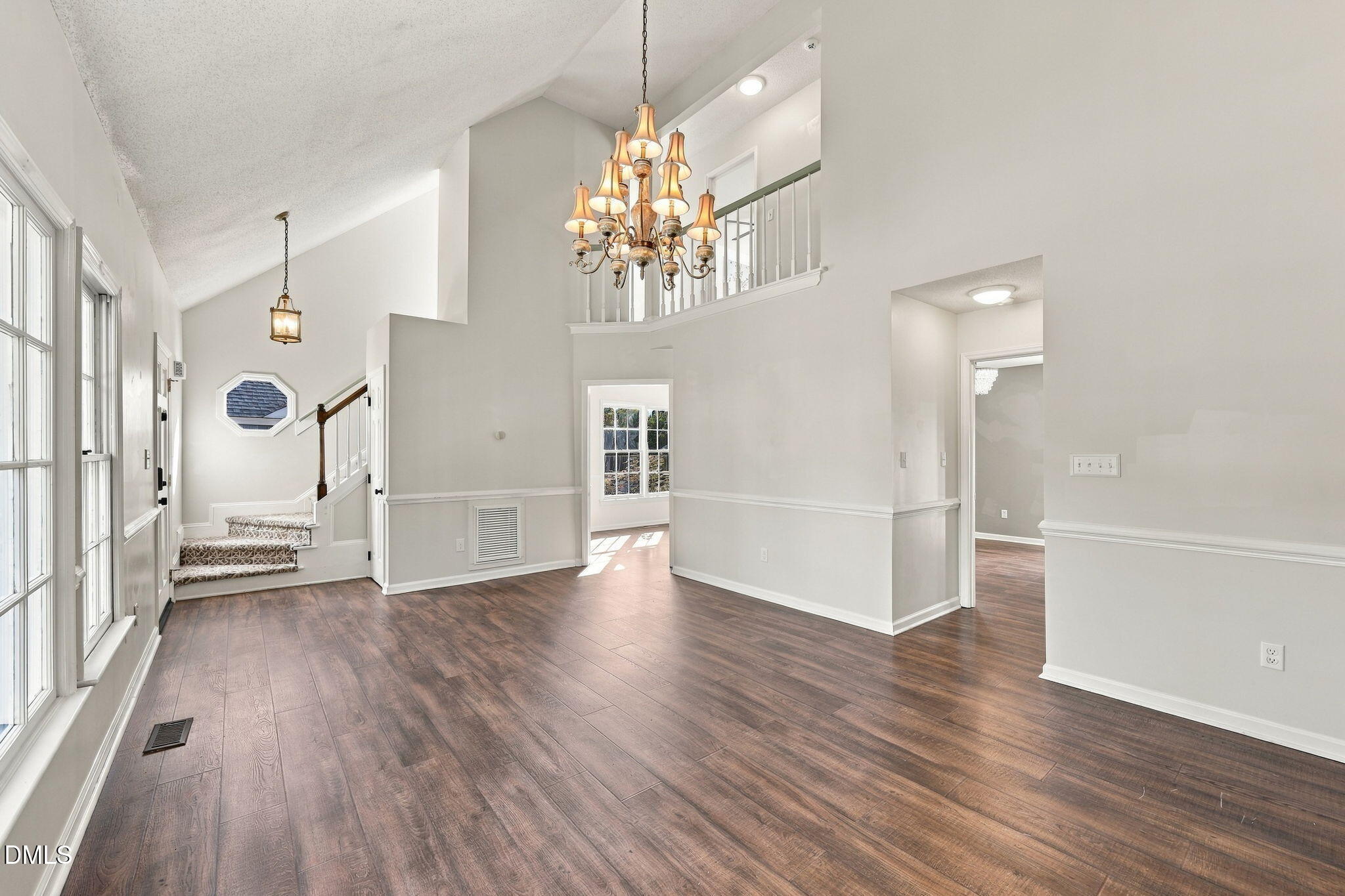 7105 Kinross Drive