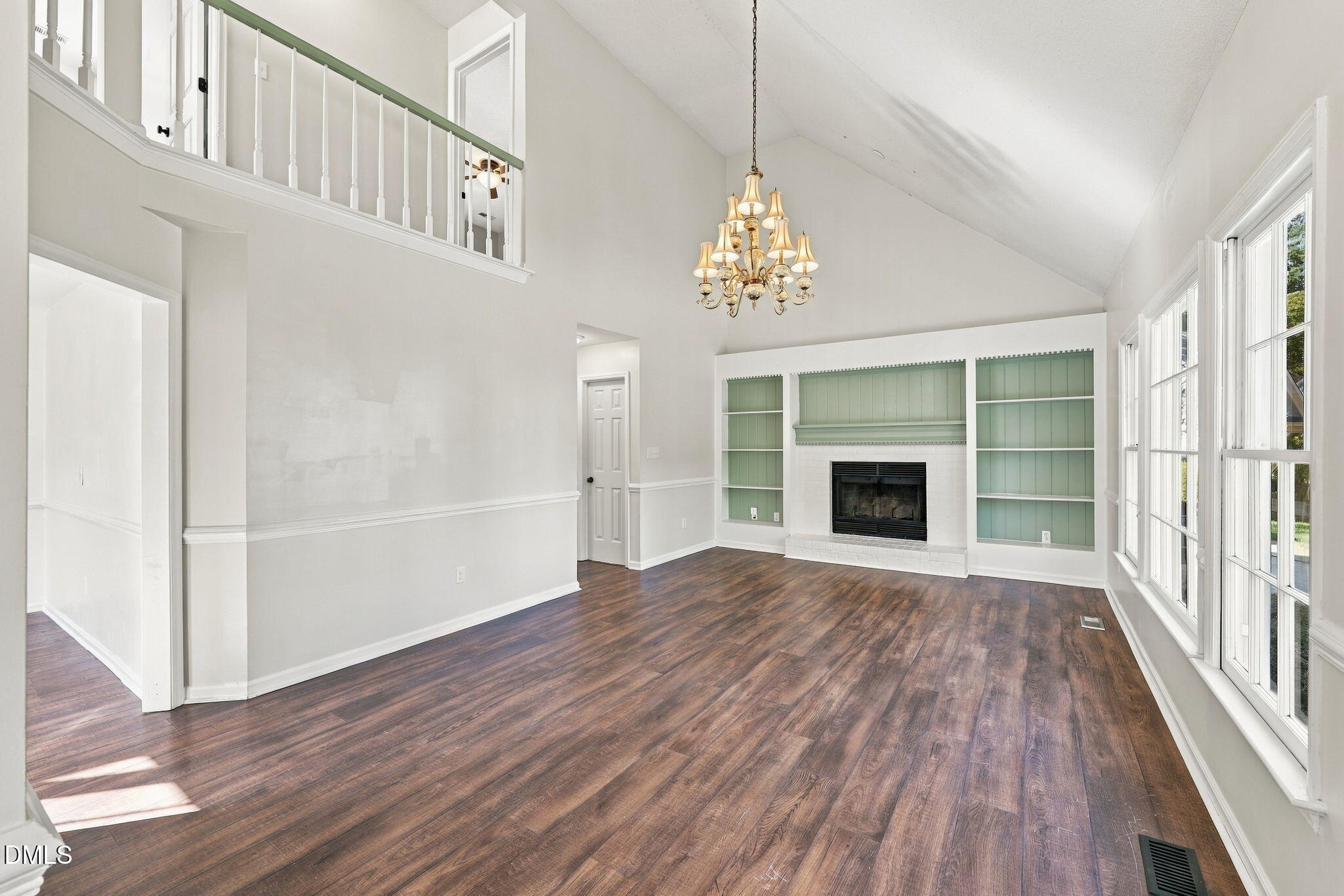 7105 Kinross Drive