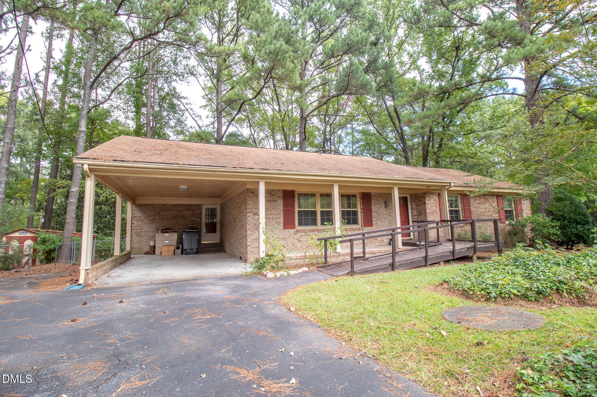 109 Bayridge Court