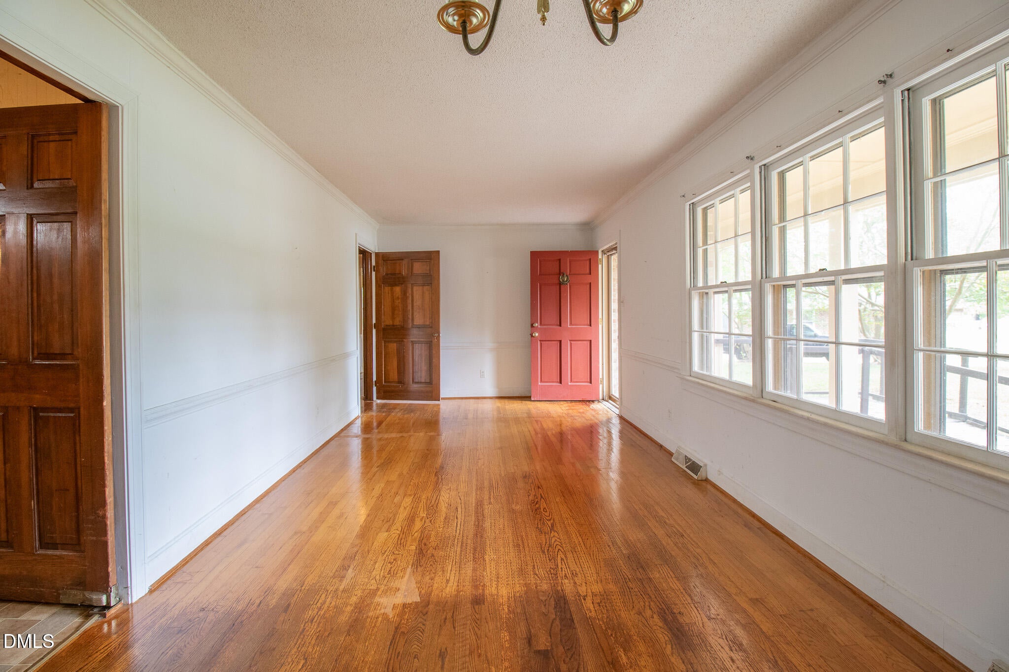 109 Bayridge Court