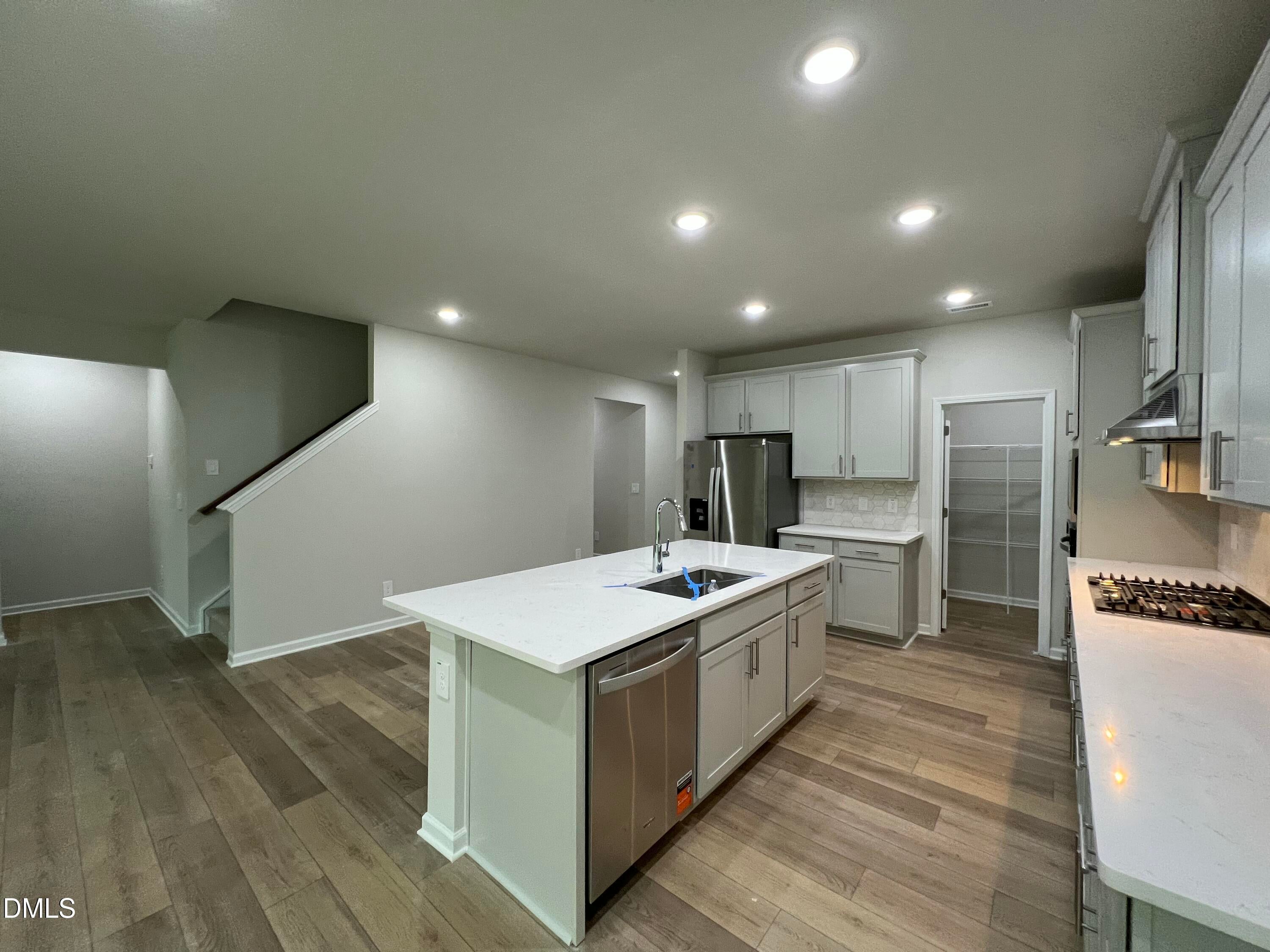 736 Red River Drive