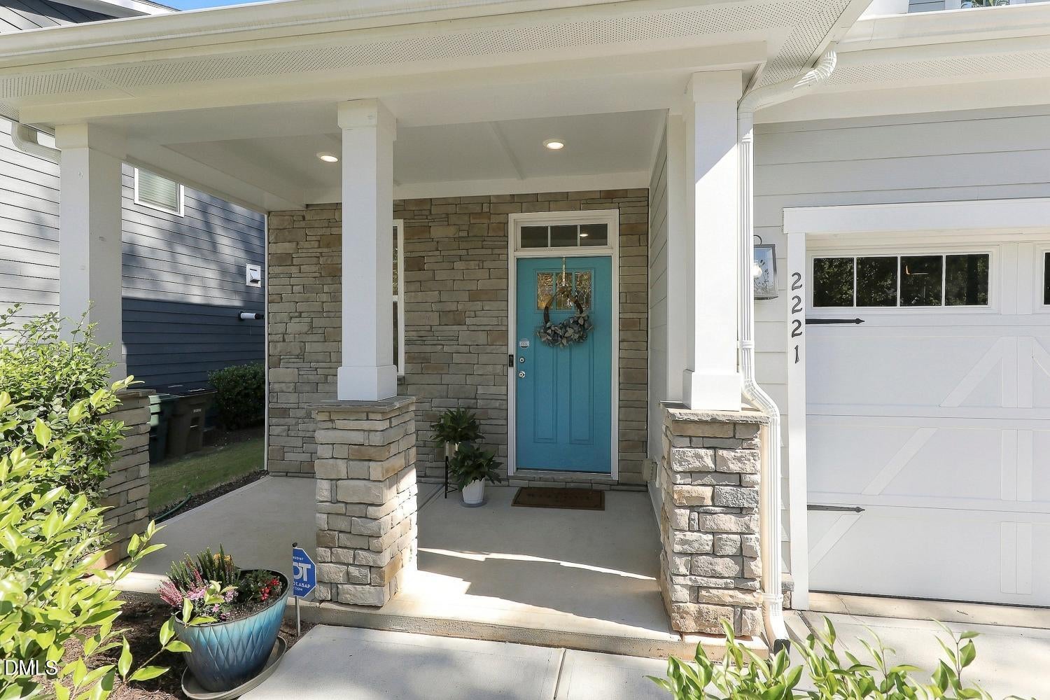 2221 Swabia Court