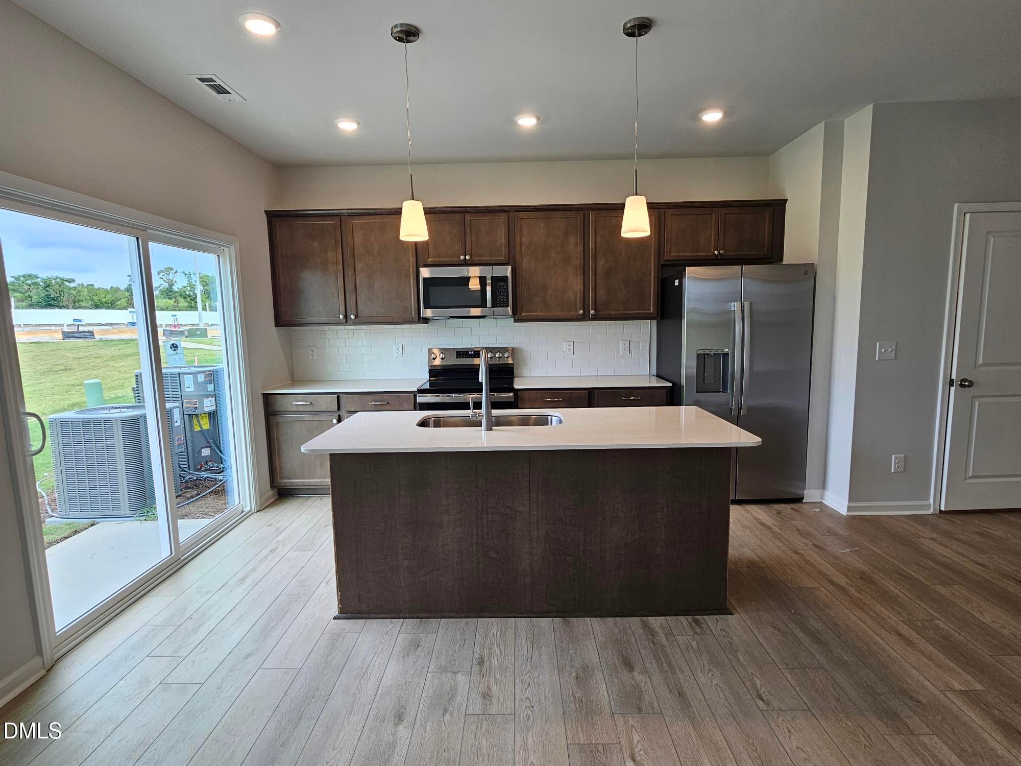 237 Elyse Overlook Lp 41