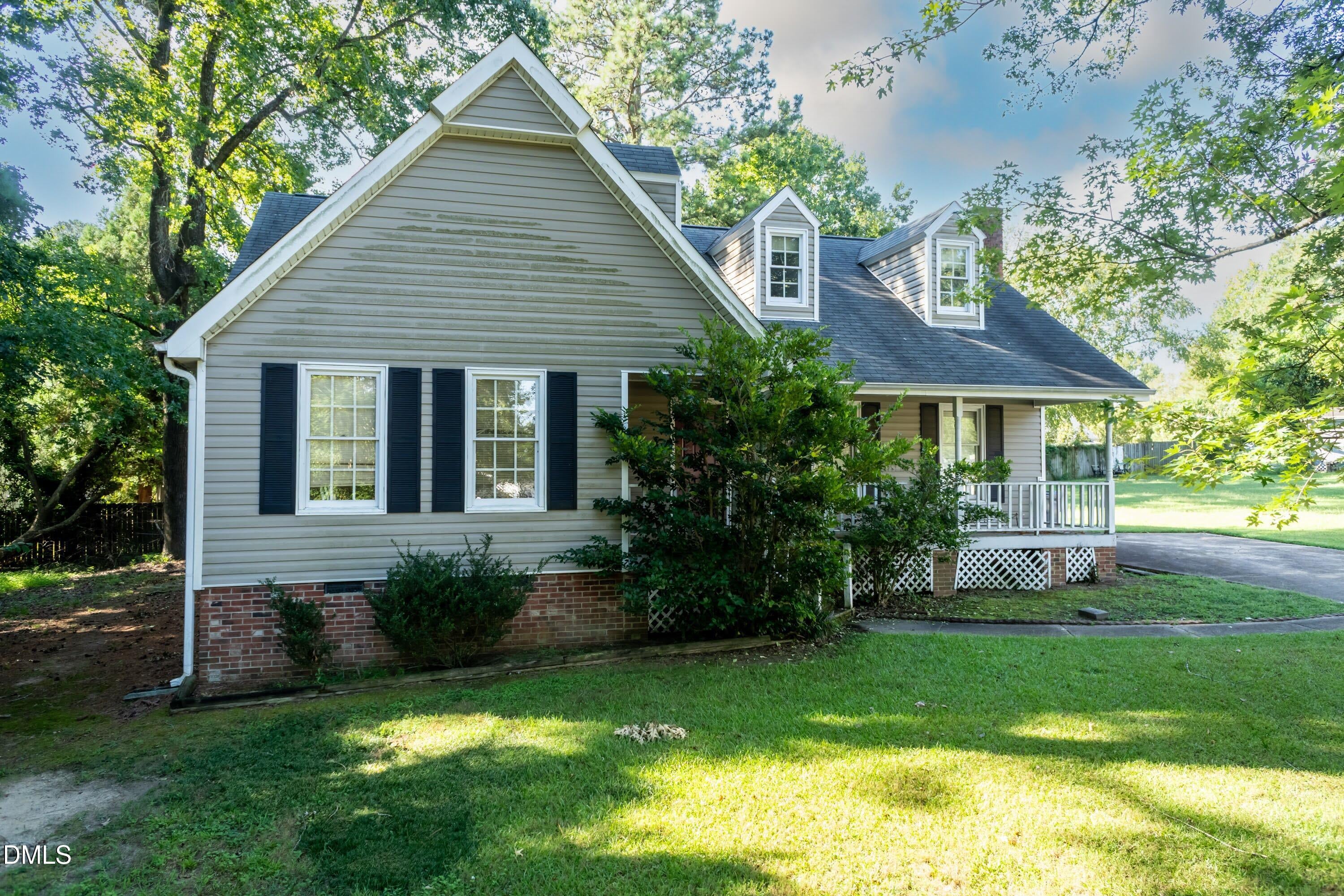 107 Oxford Circle