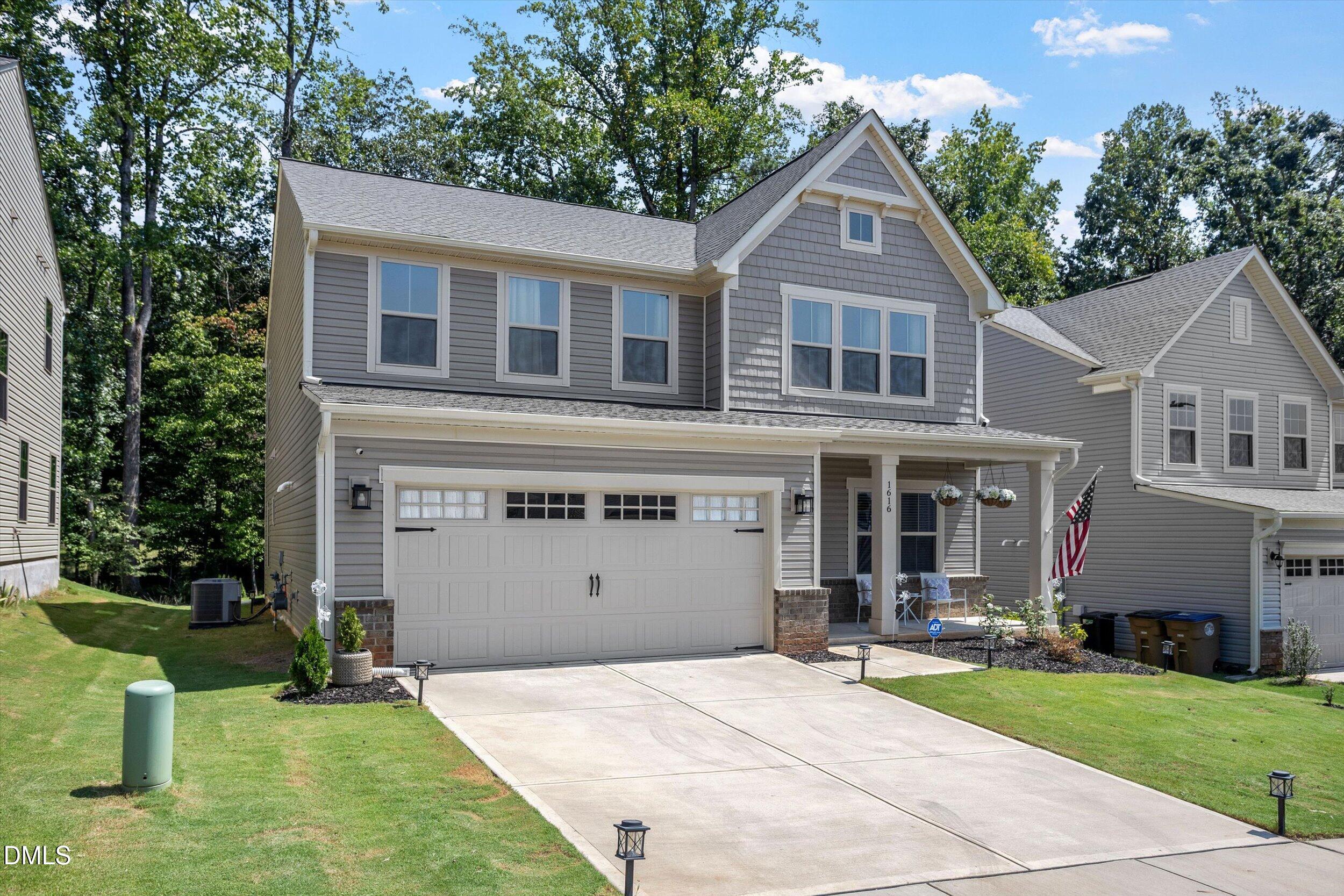 1616 Crimson Leaf Lane