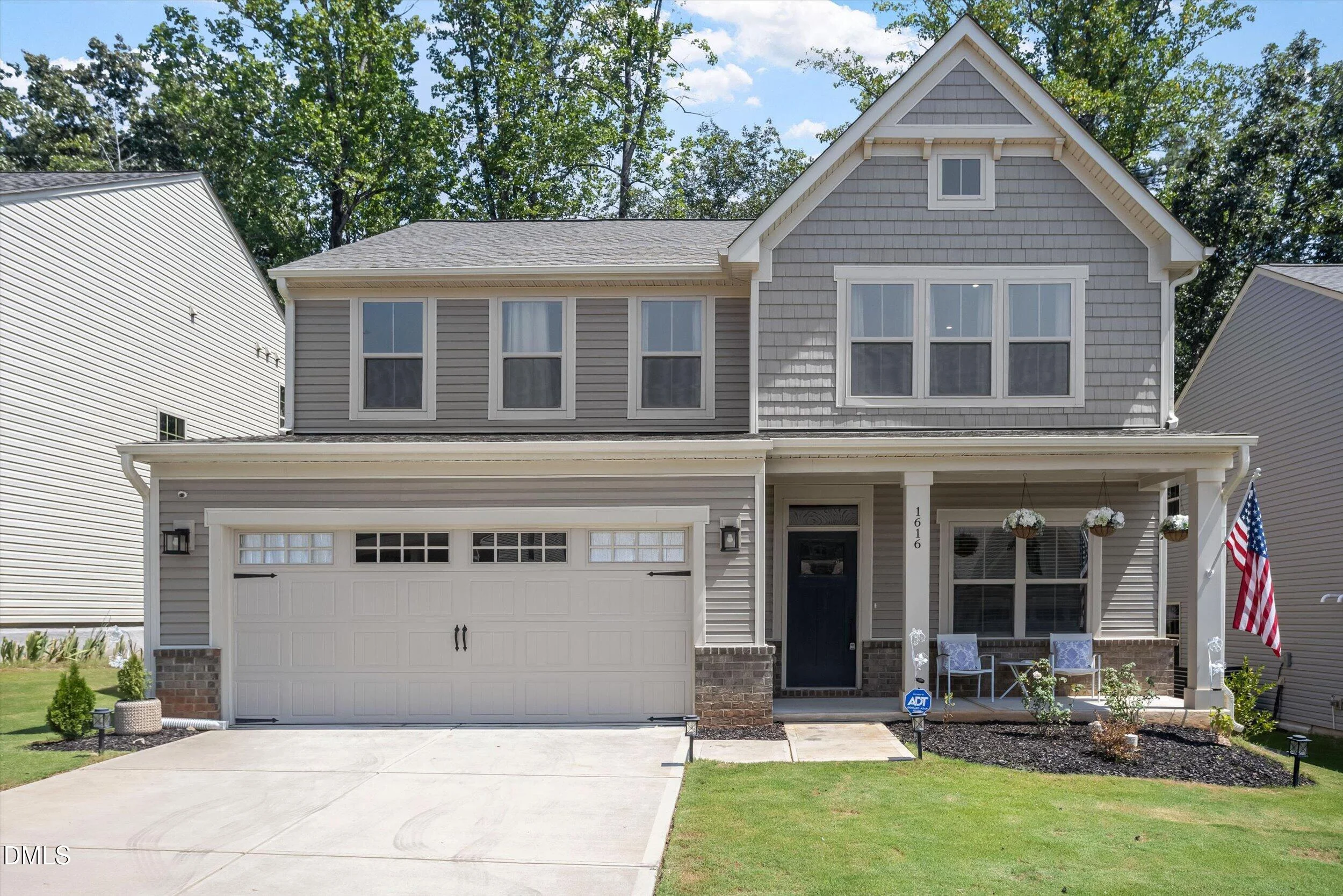 1616 Crimson Leaf Lane