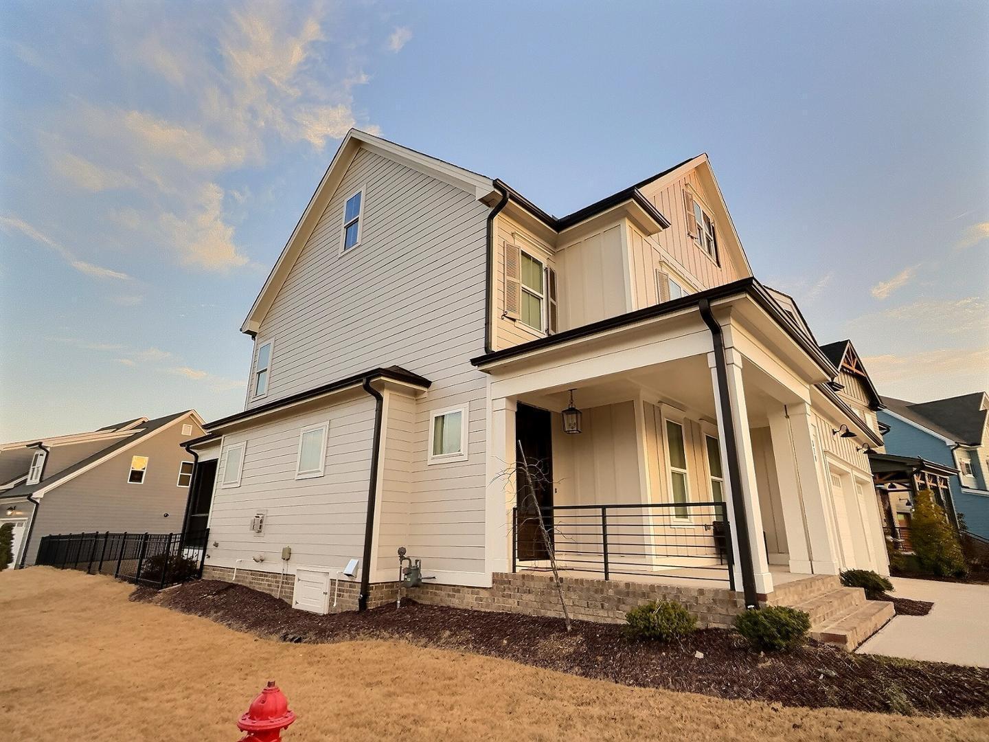 370 Boone Street
