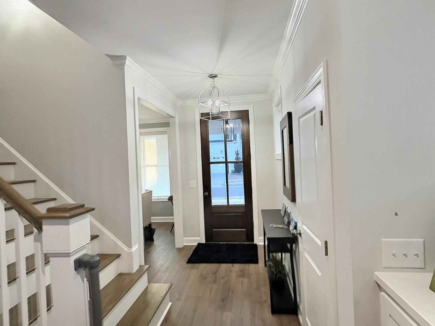 370 Boone Street