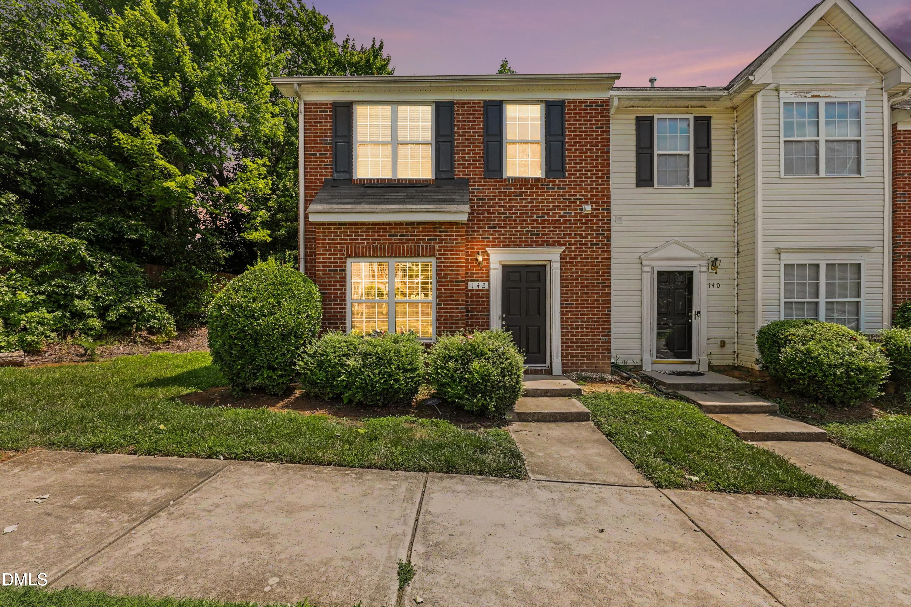 142 Queensberry Court