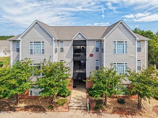 2521 FRIEDLAND PL, RALEIGH, NC 27617 - Image ba91e0b0efee9da37611f232b892e6a6/664879101