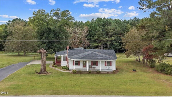 3267 BAY VALLEY RD, KENLY, NC 27542 - Image baace422b596f121a41e78801402e7fd/3930153200