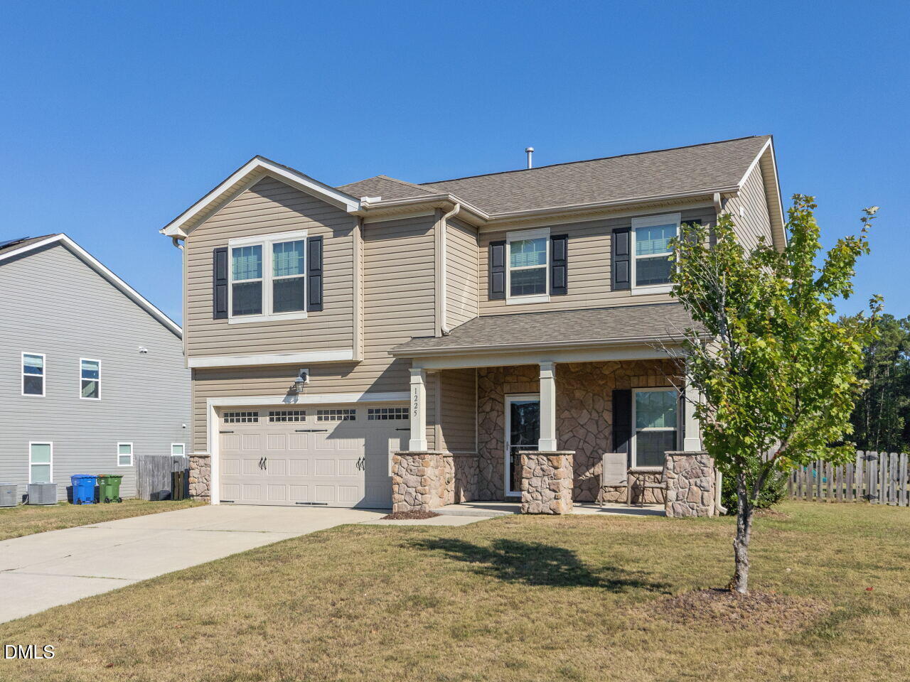 1225 Chimney Ridge Drive