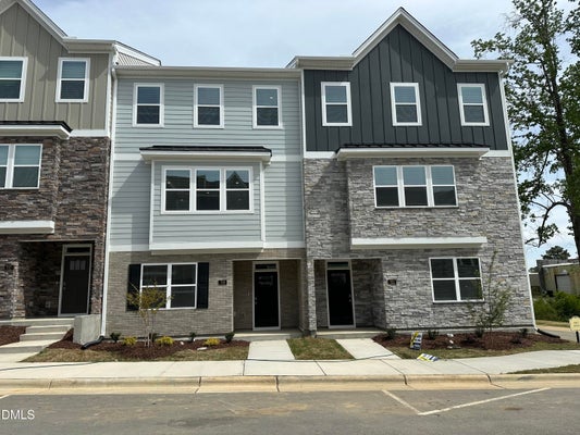 719 LUCKY CLOVER WAY, FUQUAY VARINA, NC 27526 - Image bb2e53b1961bcf140539205f6e06b780/2832832504