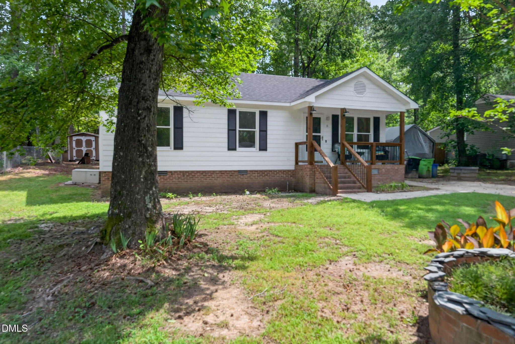 6 Olde Tavern Drive