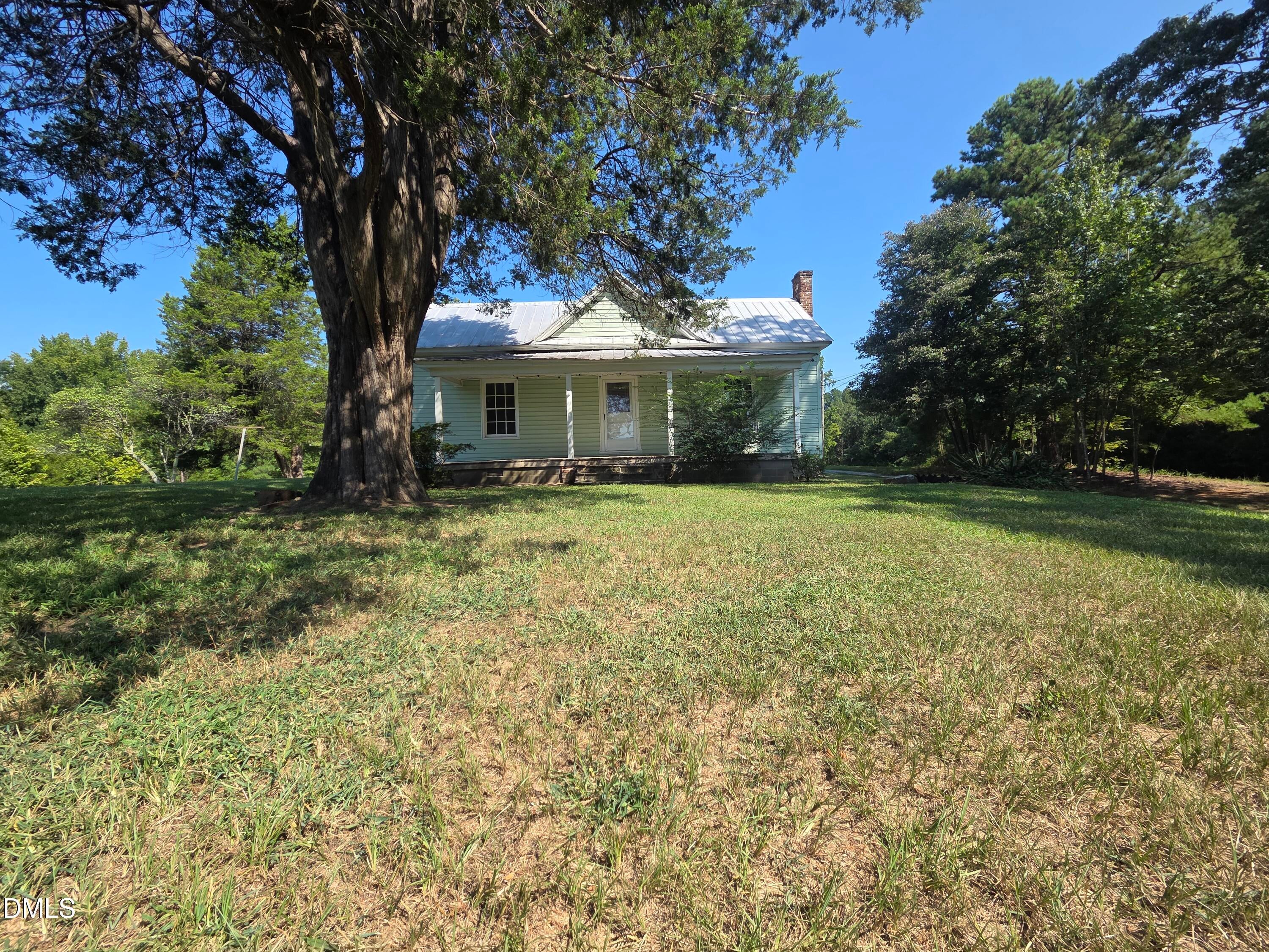 2523 Hamlin Road