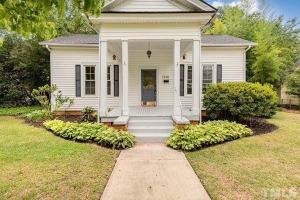 312 E CHURCH ST, SMITHFIELD, NC 27577 - Image bc4d8b88cbe2e987f1494f83390e166a/2392798975