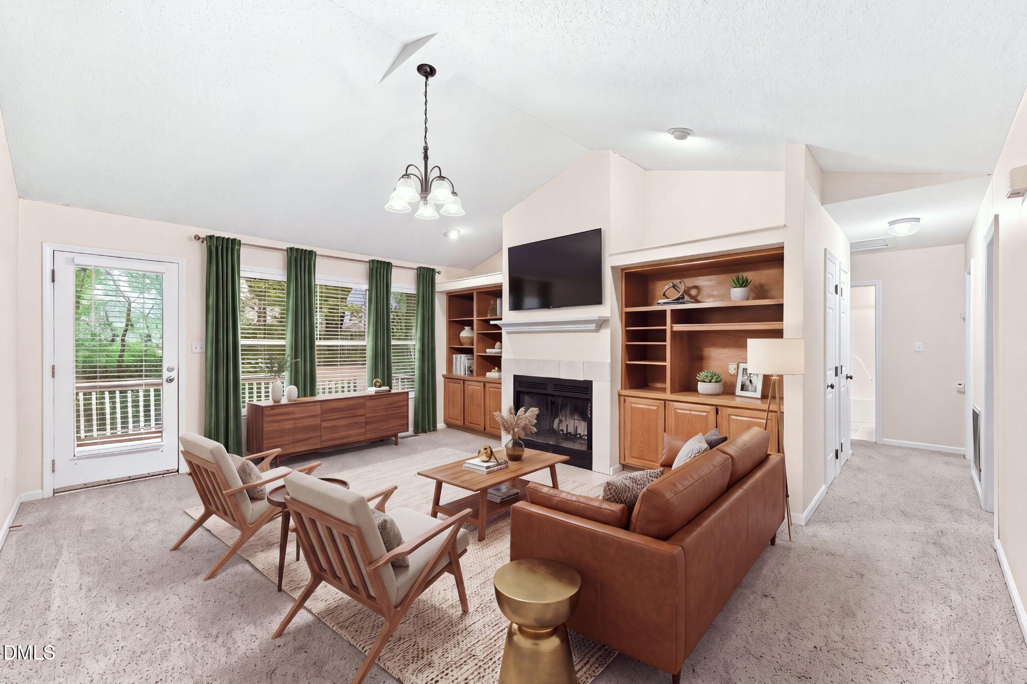 109 Tapestry Terrace