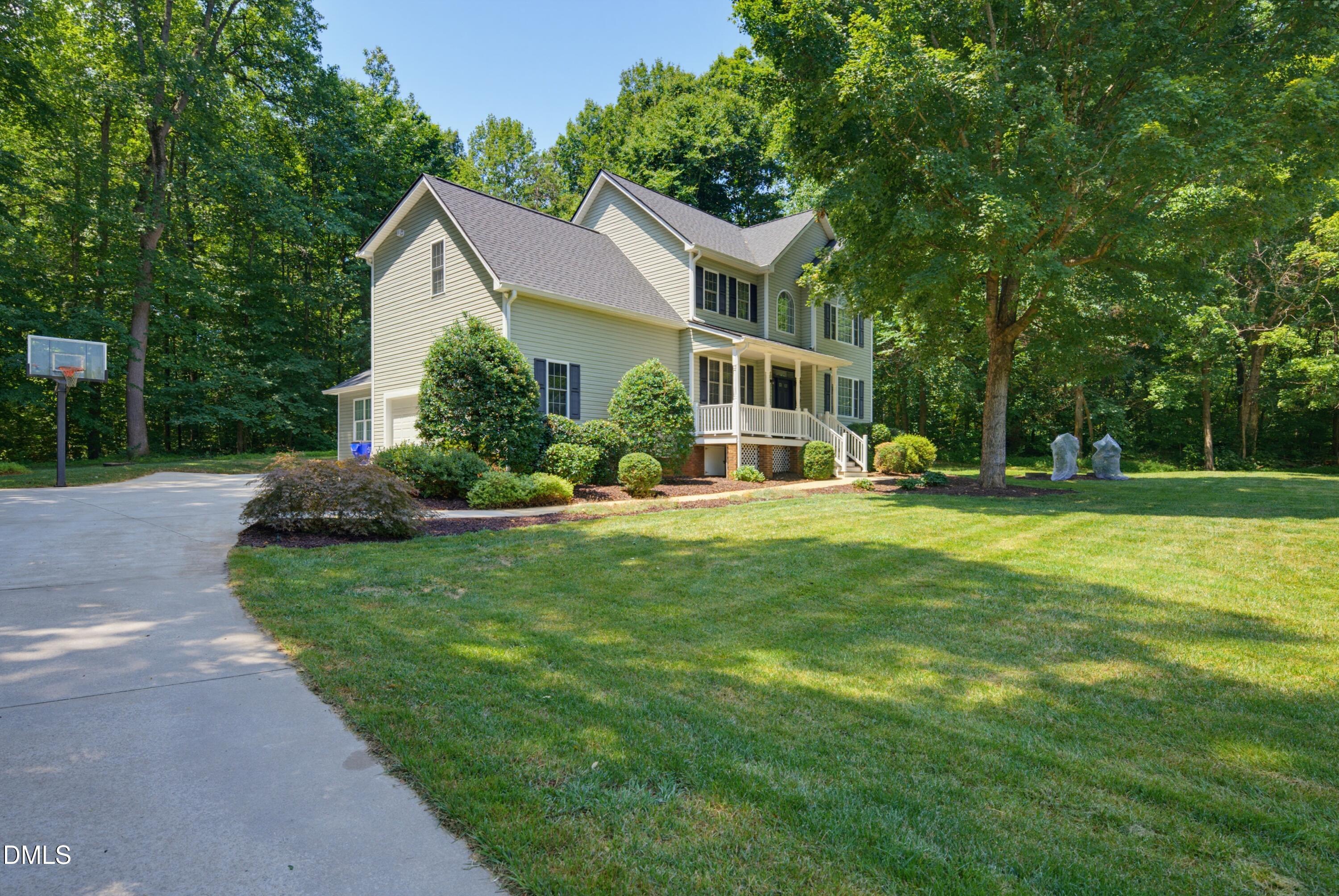 2120 Thoroughbred Drive