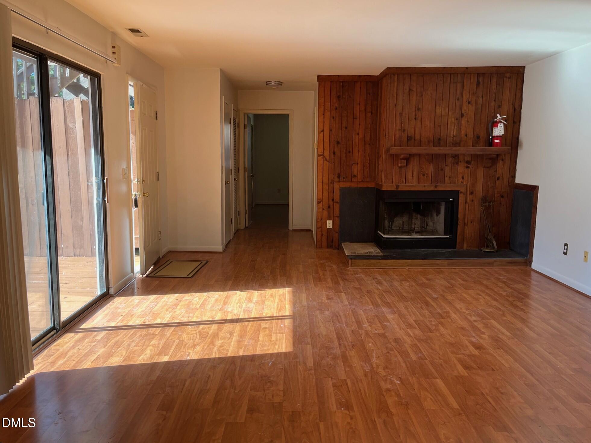 340 Summerwalk Circle