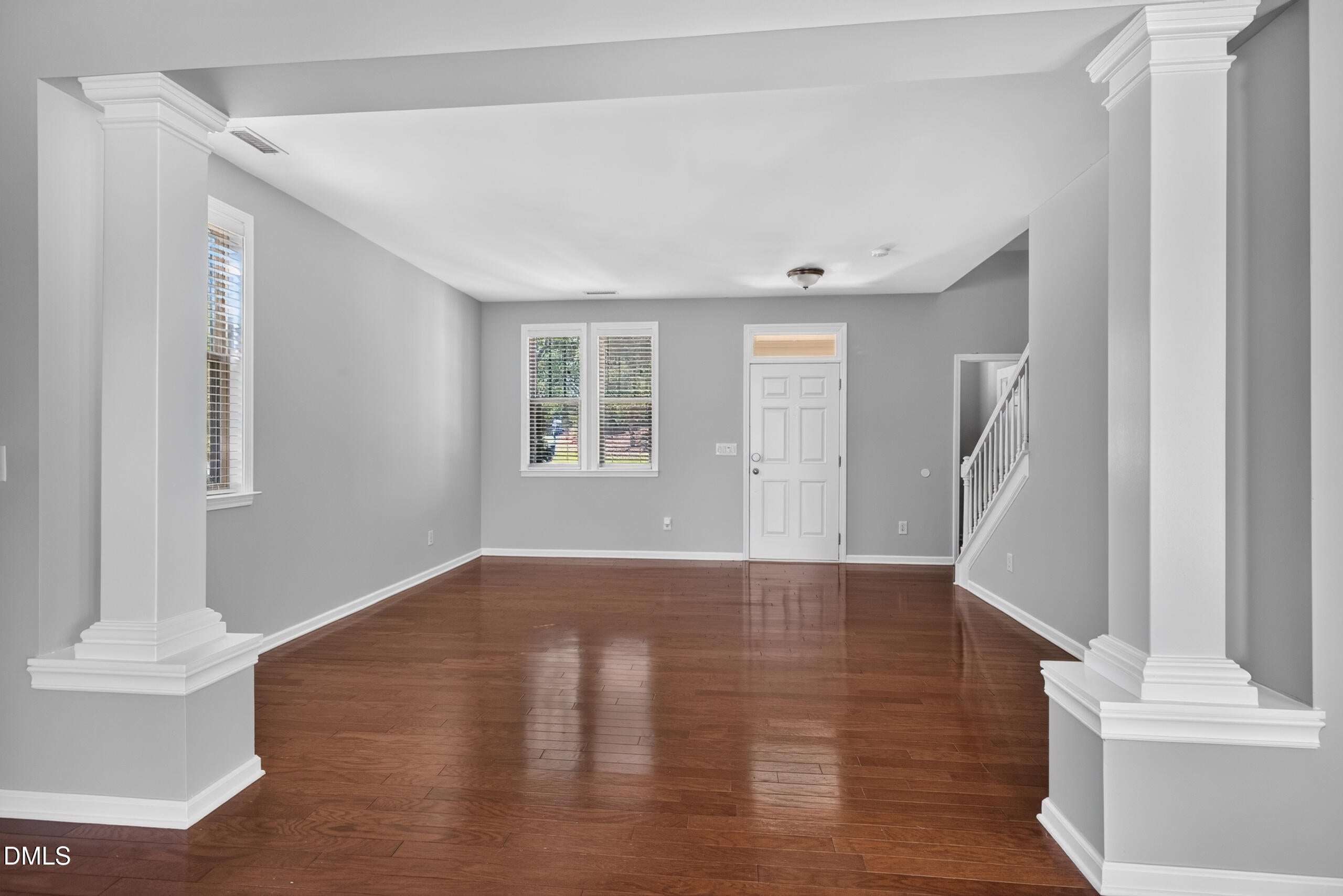 402 Otter Cliff Way