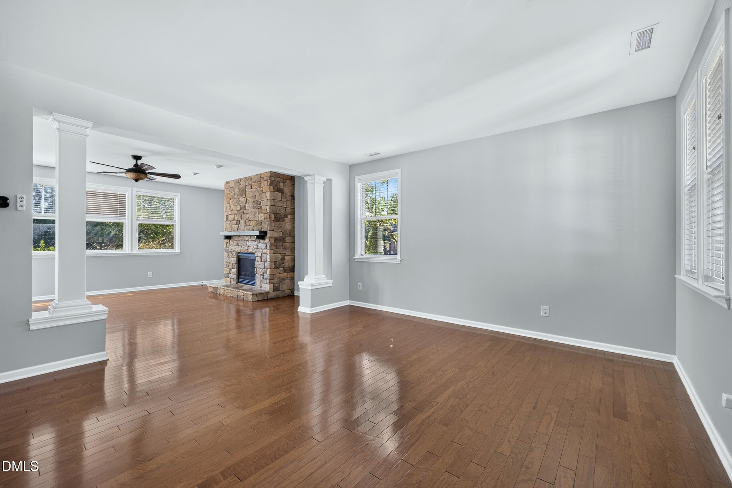 402 Otter Cliff Way