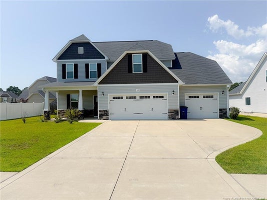 147 STAFFORD AVE, RAEFORD, NC 28376 - Image bcf8fbe1f4cba98c794e8f144aa8c1be/439035165