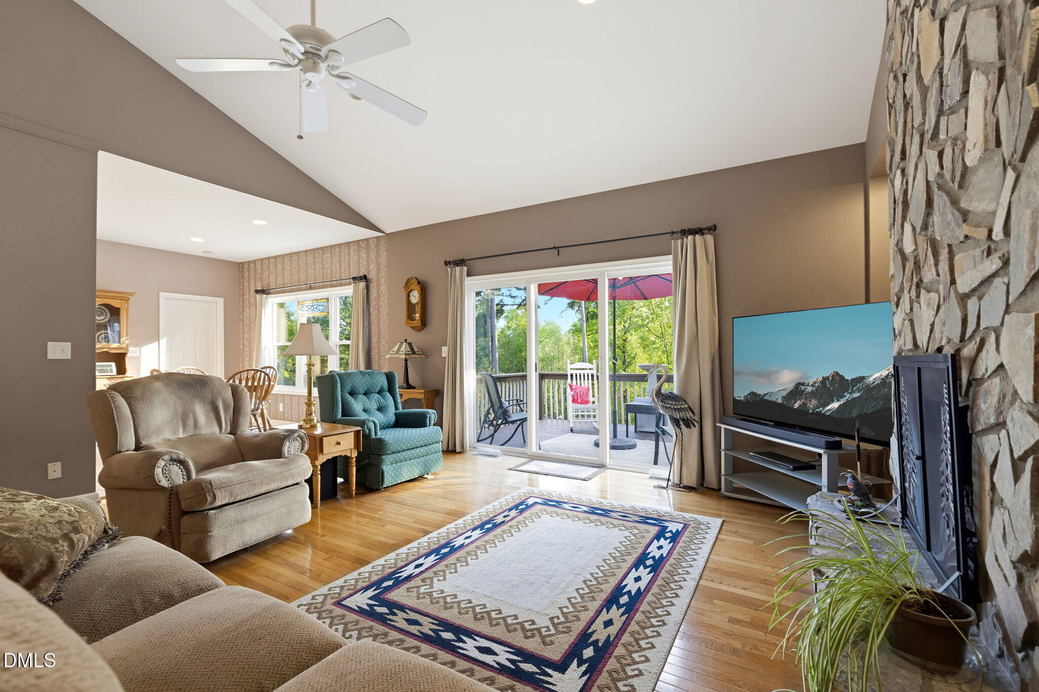 295 Eastland Creek Road