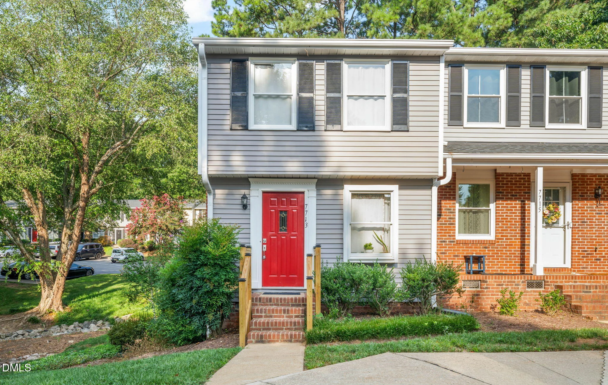 7713 Kingsberry Court