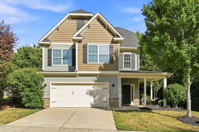 864 Red Oak Tree Drive Fuquay Varina NC 27526