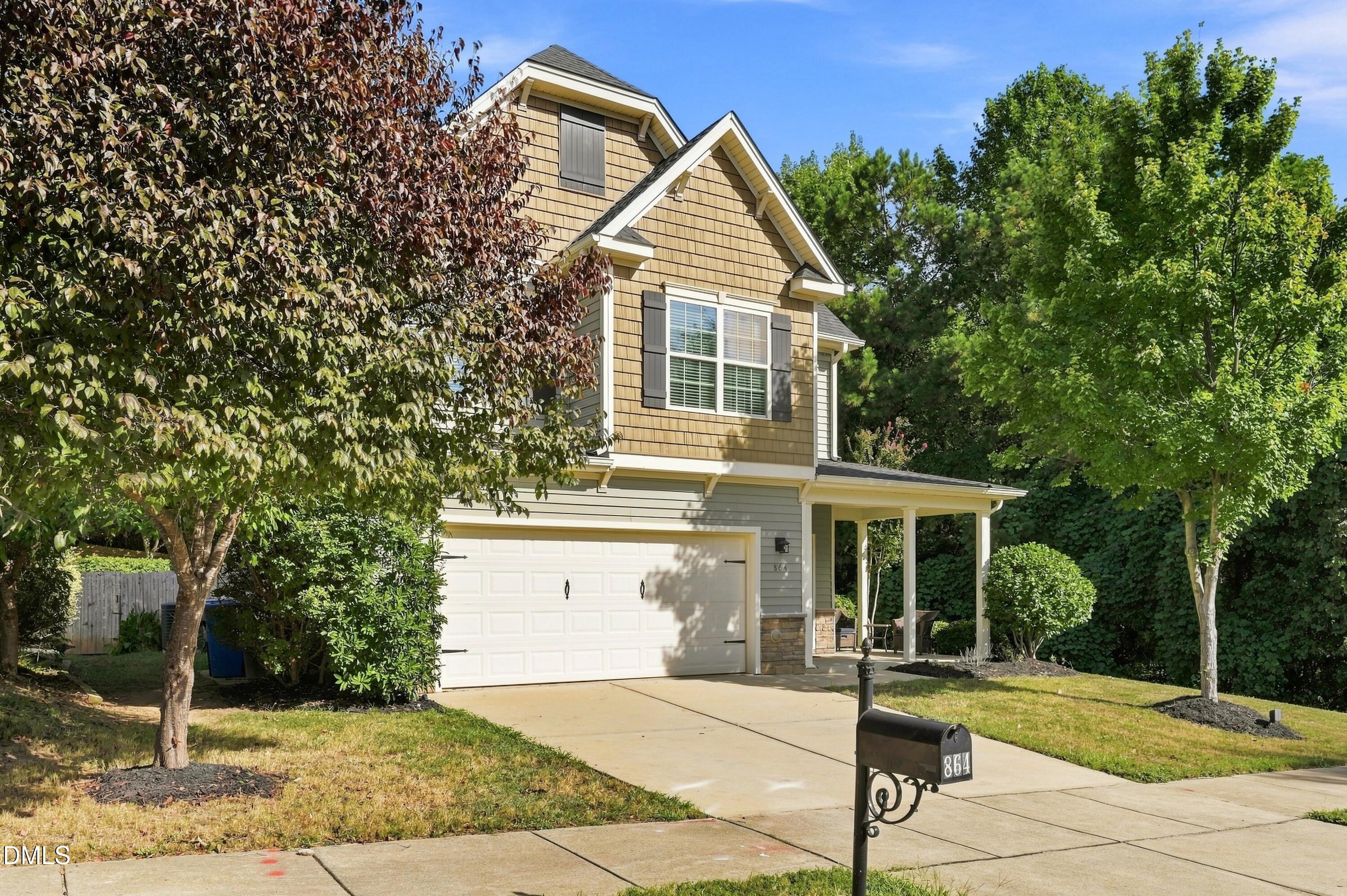 864 Red Oak Tree Drive