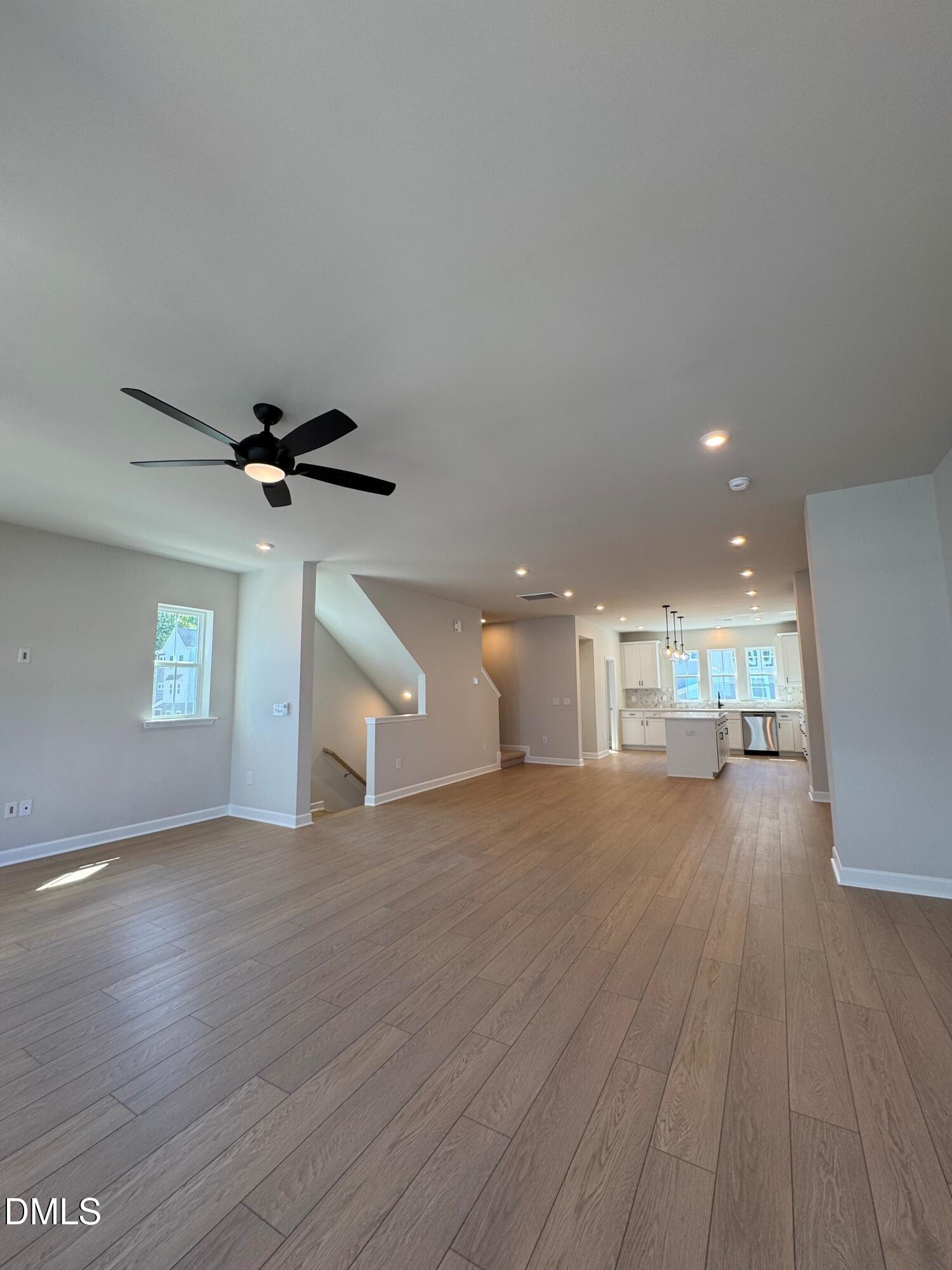 710 Hyperion Alley