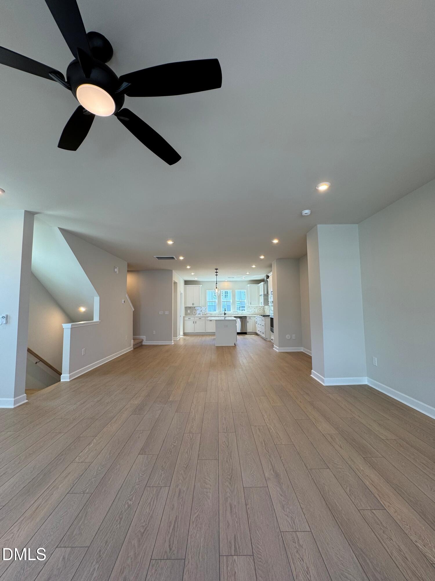 710 Hyperion Alley