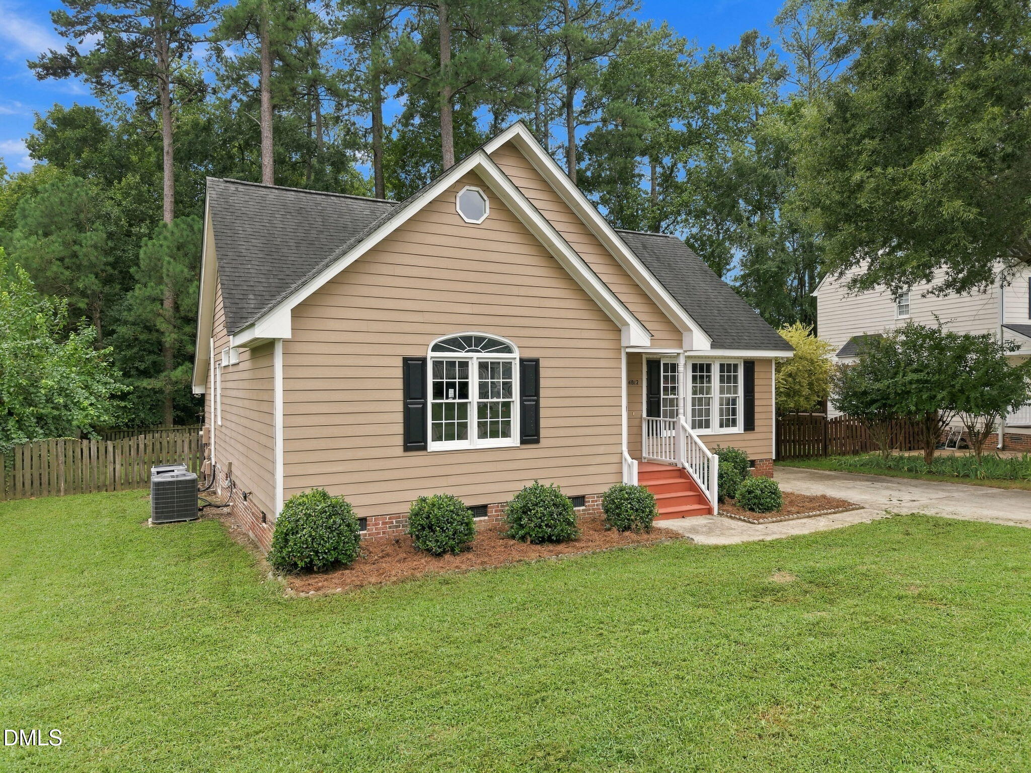 4812 Mimetree Court