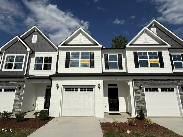 5422 Running Fox Lane