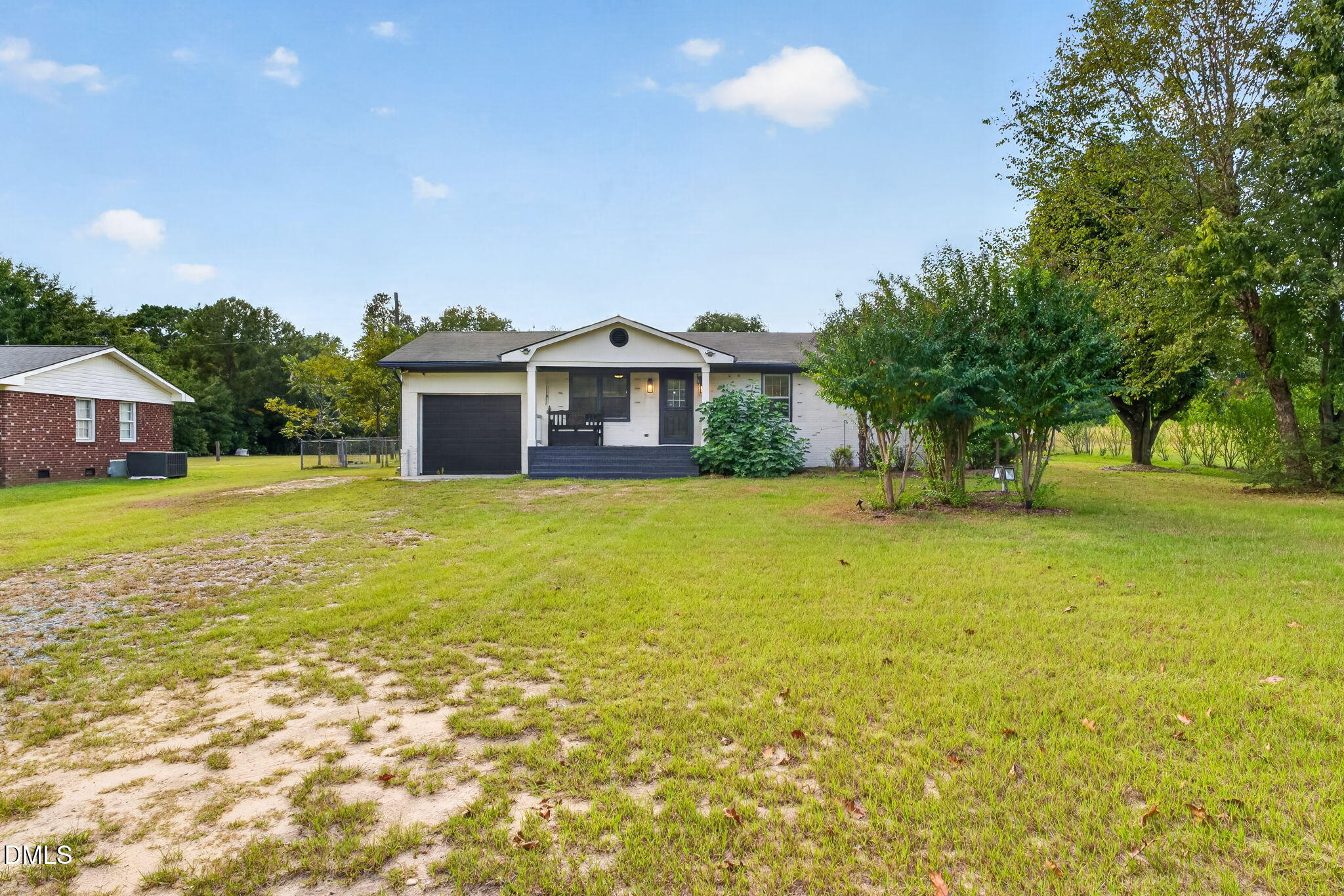 209 Chic Ennis Road