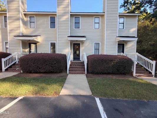 6125 LOCH LAURAL LN, RALEIGH, NC 27613 - Image be90c9b1d1834eb0d0f8ff009668fbe4/1166019443