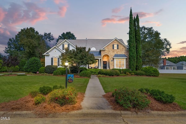 106 WINDSOR DR, DUNN, NC 28334 - Image be941f0248da2a4b6355aee4088f7ceb/2551177836