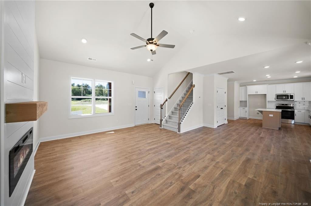 186 Evelene Way