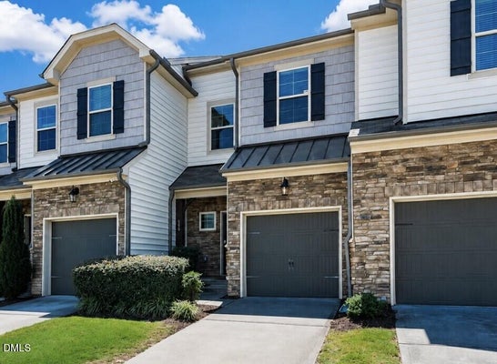 506 ARONIA DR, HILLSBOROUGH, NC 27278 - Image bedbcf6d80a33ad7f66f092f2c1c5c79/539870333