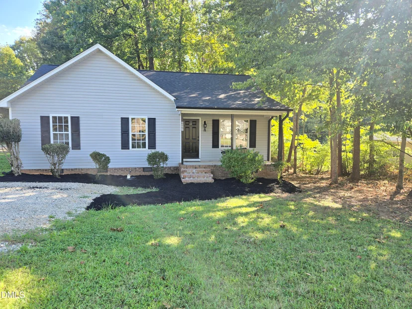 627 Kenneth Road, photo 1 of 23