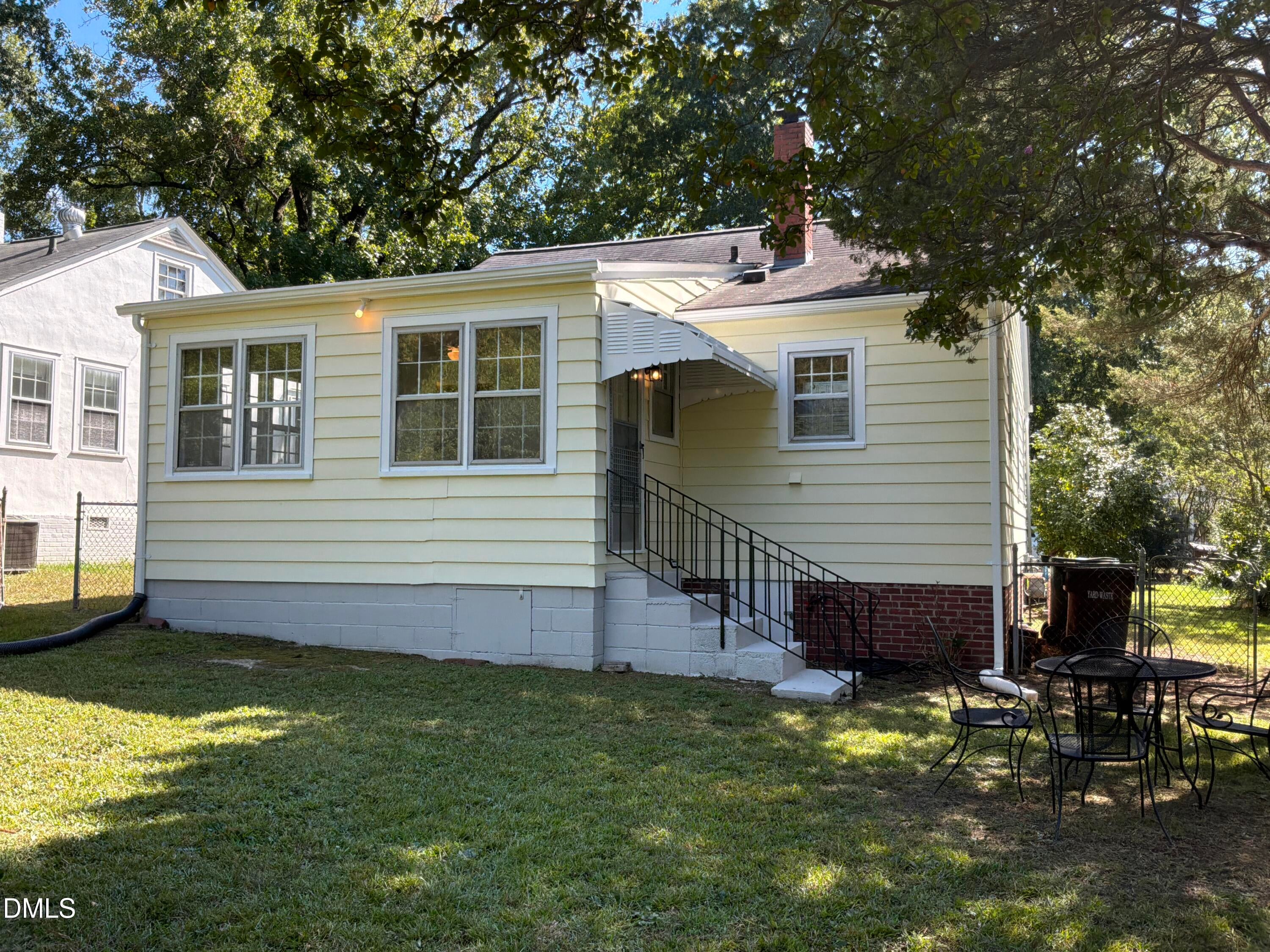 103 E Ellerbee Street